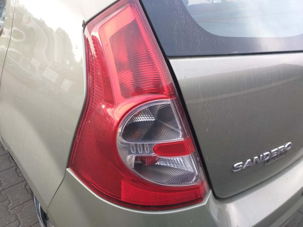 Dacia Sandero original Rücklicht Rückleuchte Schlussleuchte links Bj.2008